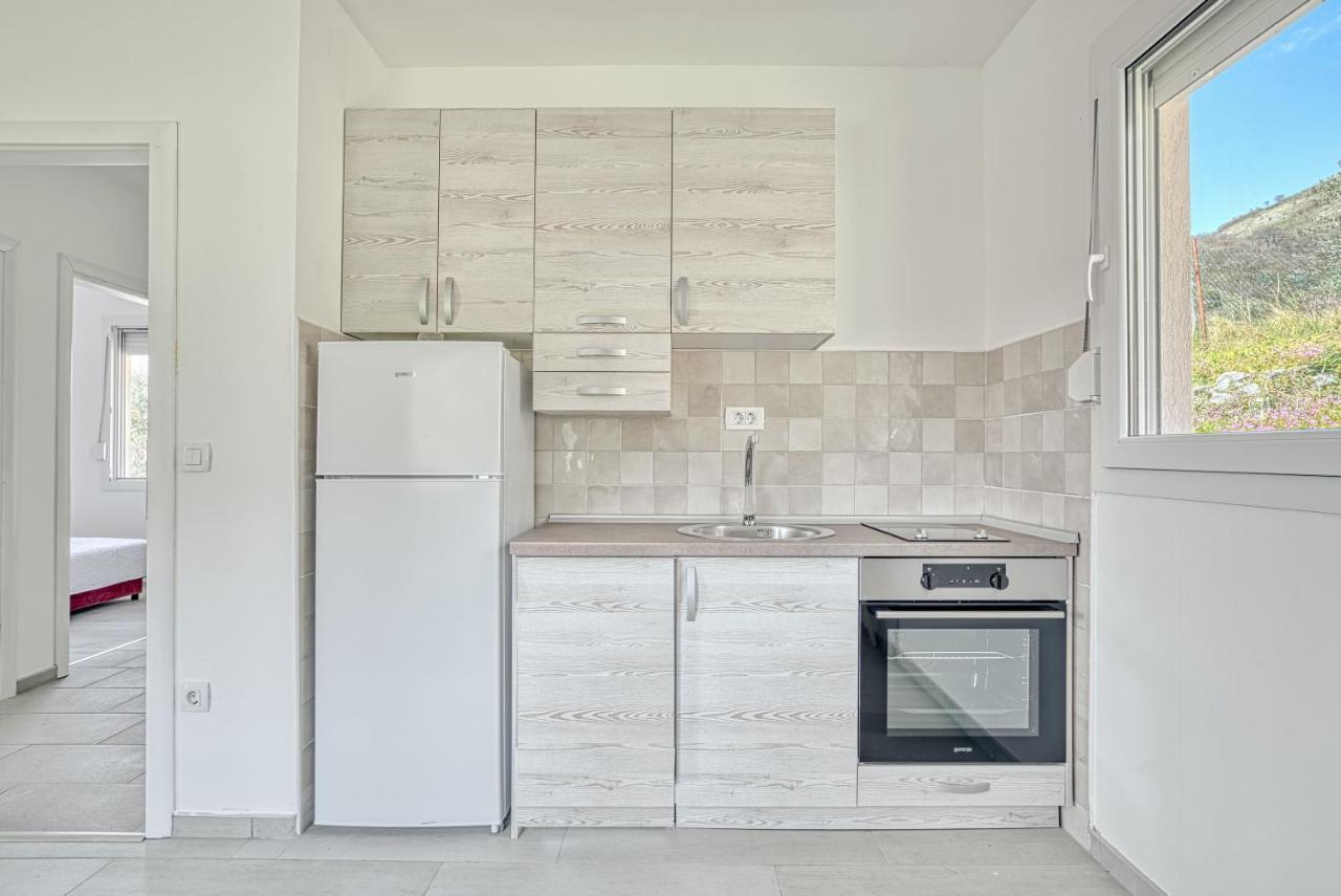 Two Bedroom House With Sea View Maj 불야리차 외부 사진